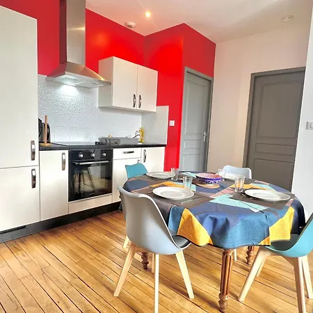 Le Cassiopee ~ T3 Avec Parking Proche Centre * بواتييه
