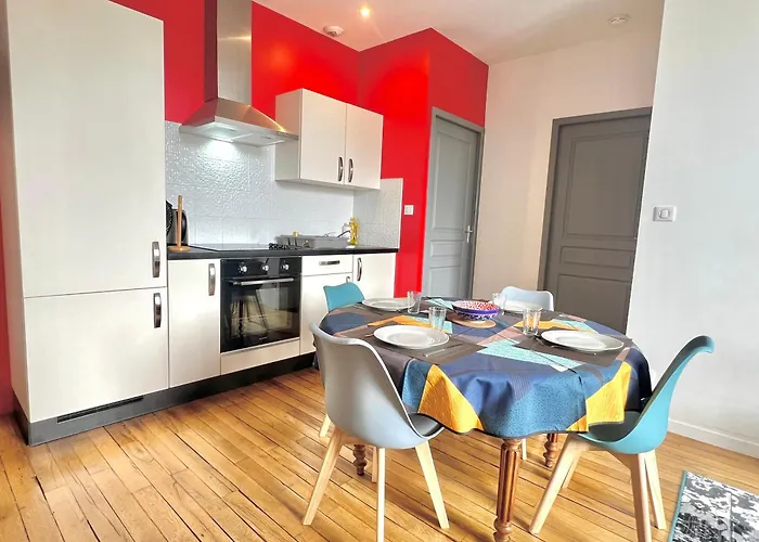 Le Cassiopée ~ T3 Avec Parking Proche Centre * Poitiers